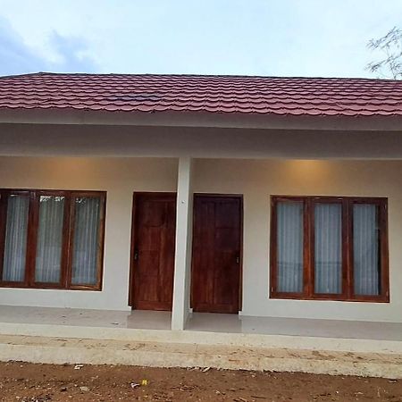 Mandalika Homestay Kuta  Exterior foto